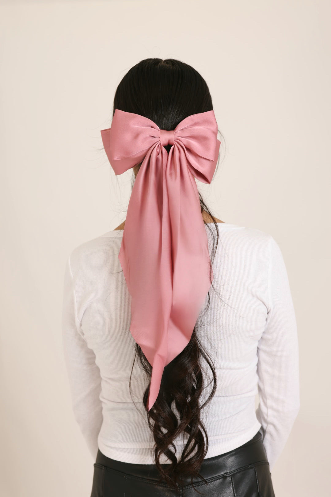 Miss Coquette Bow (Dusty Pink)