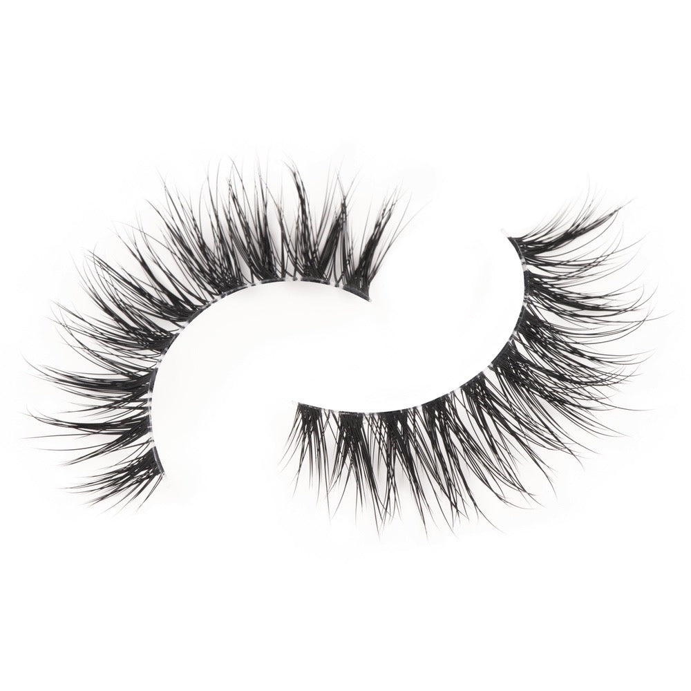 Lash style: Darling